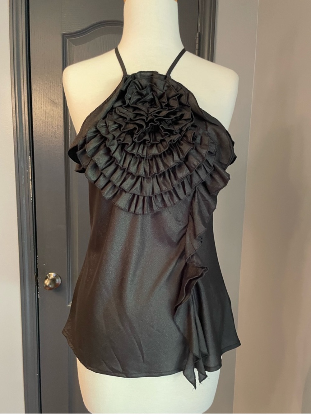 Vintage 90’s Club Black Ruffle Flower Halter Women’s Top